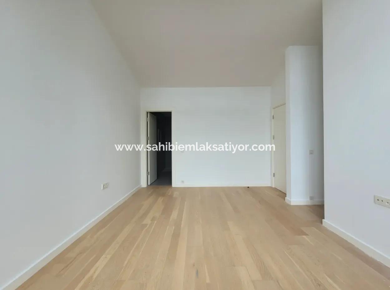 5,5+1  Maisonette-Wohnung Im 5. Stock Mit Blick Auf Die Landschaft Zum Verkauf Im İncek Loft-Komplex