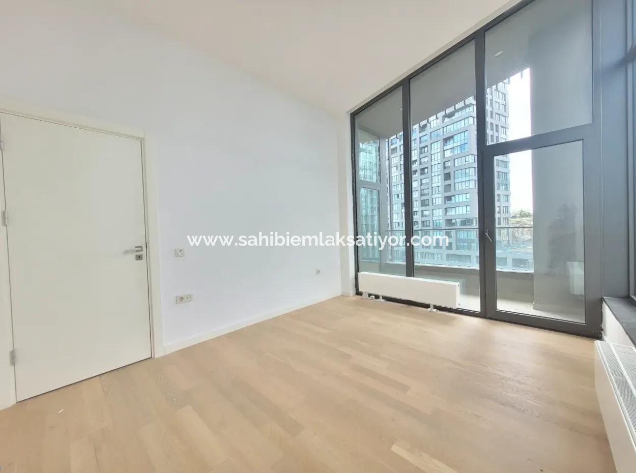 5,5+1  Maisonette-Wohnung Im 5. Stock Mit Blick Auf Die Landschaft Zum Verkauf Im İncek Loft-Komplex