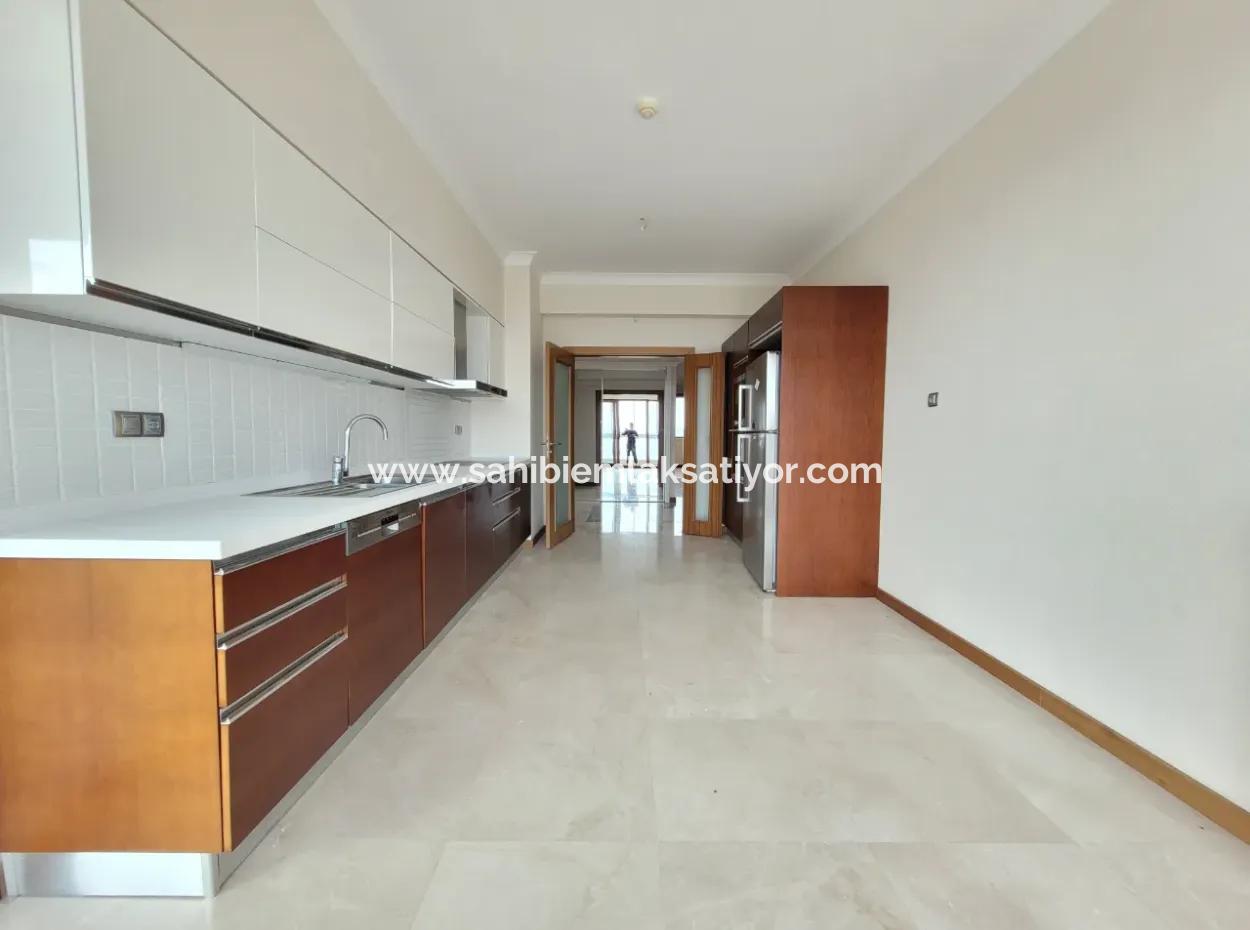 4+1 207 M² Wohnung Mit Seeblick Zum Verkauf Im Vacant İncek Nata