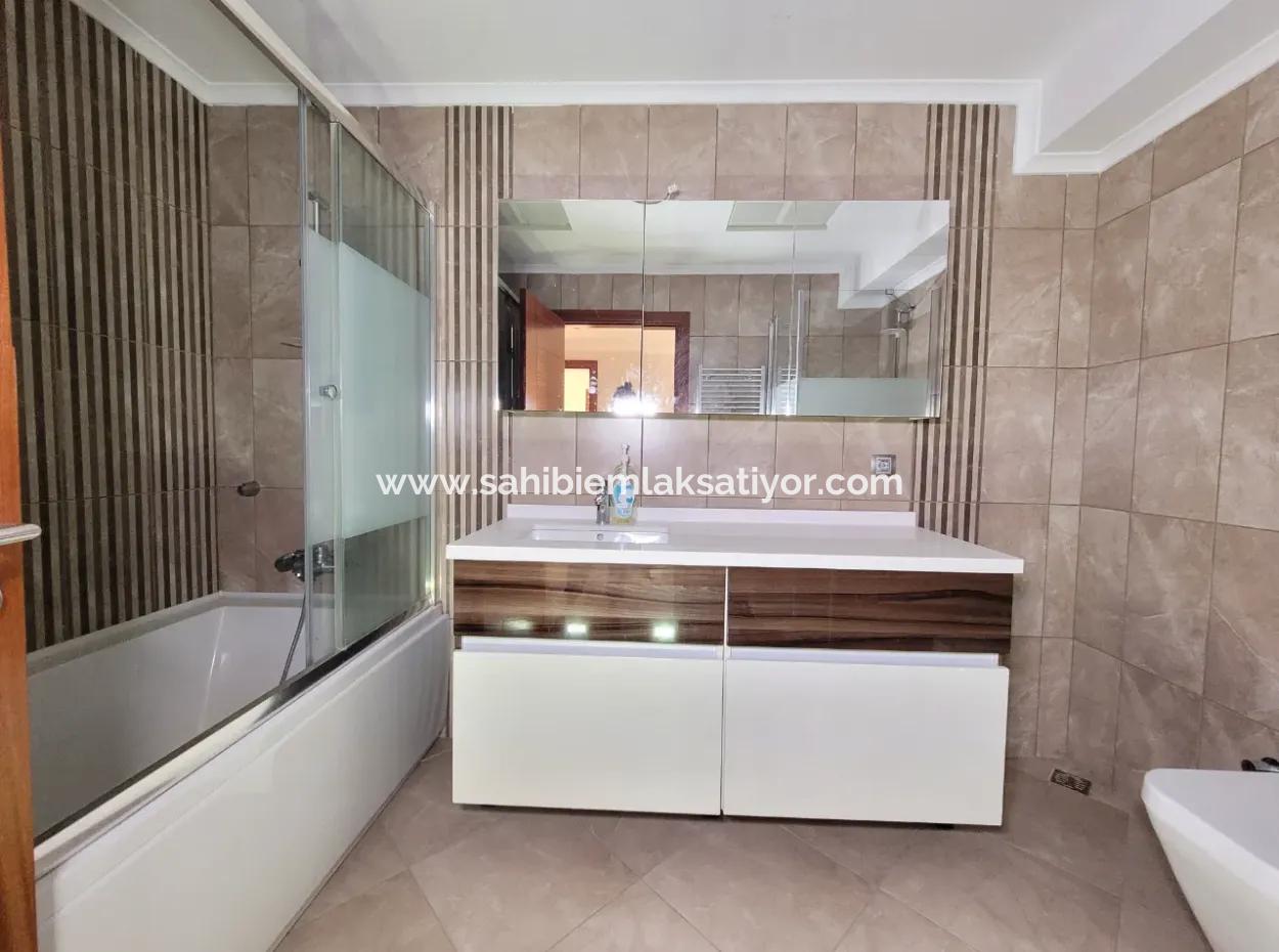 4+1 207 M² Wohnung Mit Seeblick Zum Verkauf Im Vacant İncek Nata