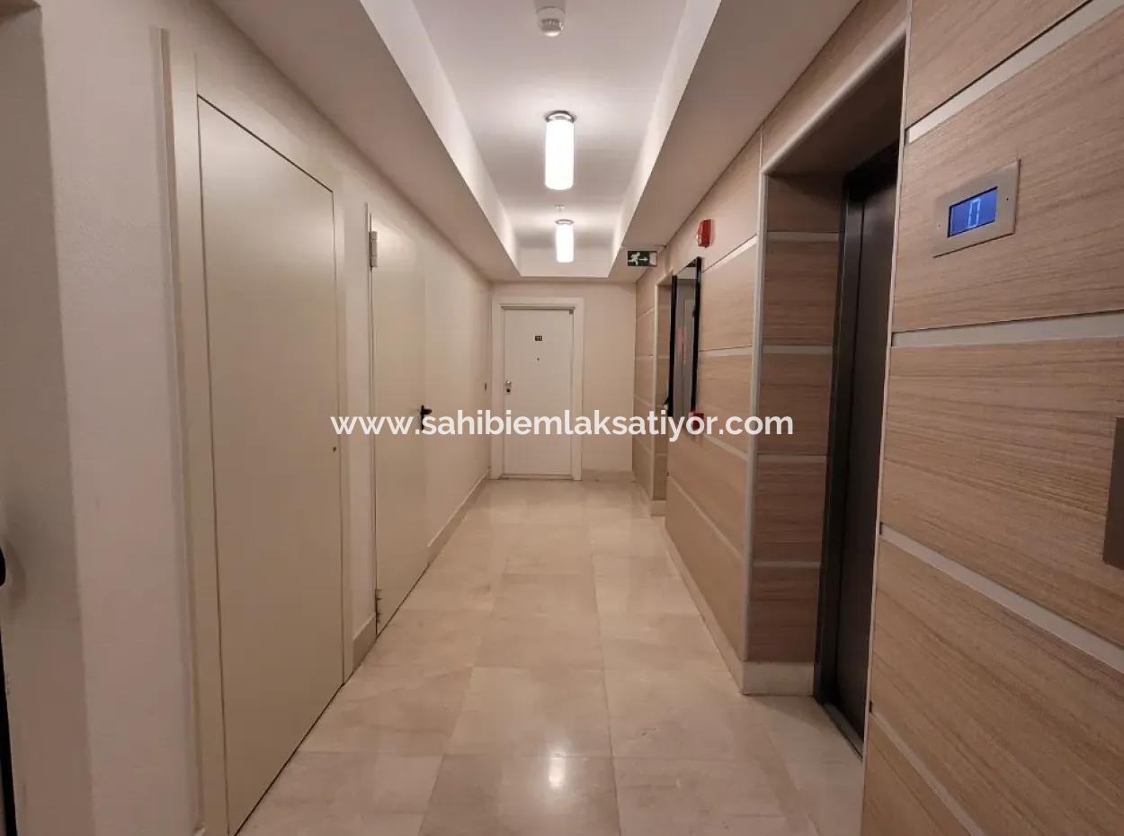 4+1 207 M² Wohnung Mit Seeblick Zum Verkauf Im Vacant İncek Nata