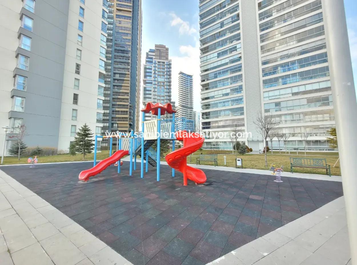 4+1 207 M² Wohnung Mit Seeblick Zum Verkauf Im Vacant İncek Nata