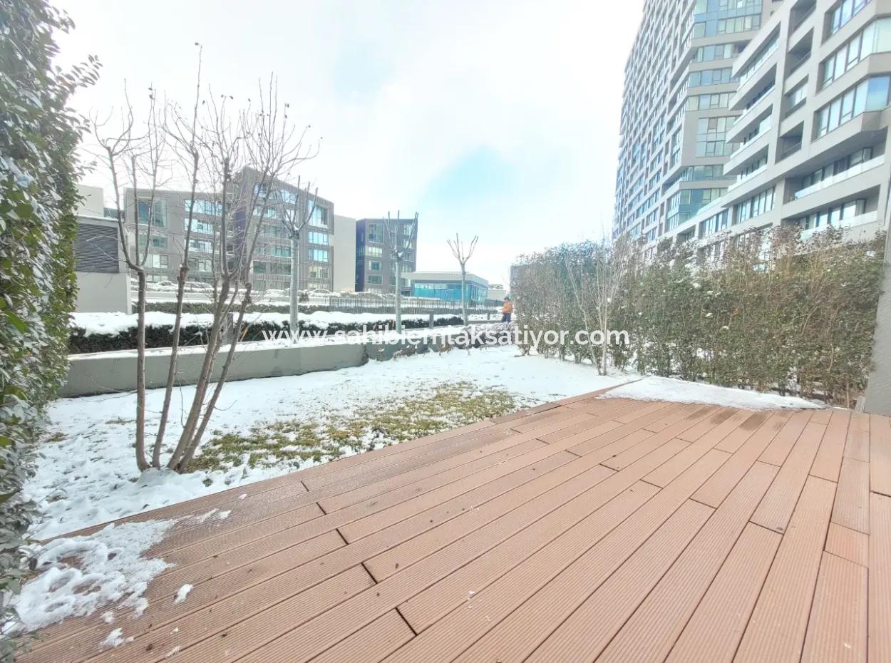 Incek Loft 3+1 Garden Duplex Apartment Mit Stadtblick Zum Verkauf