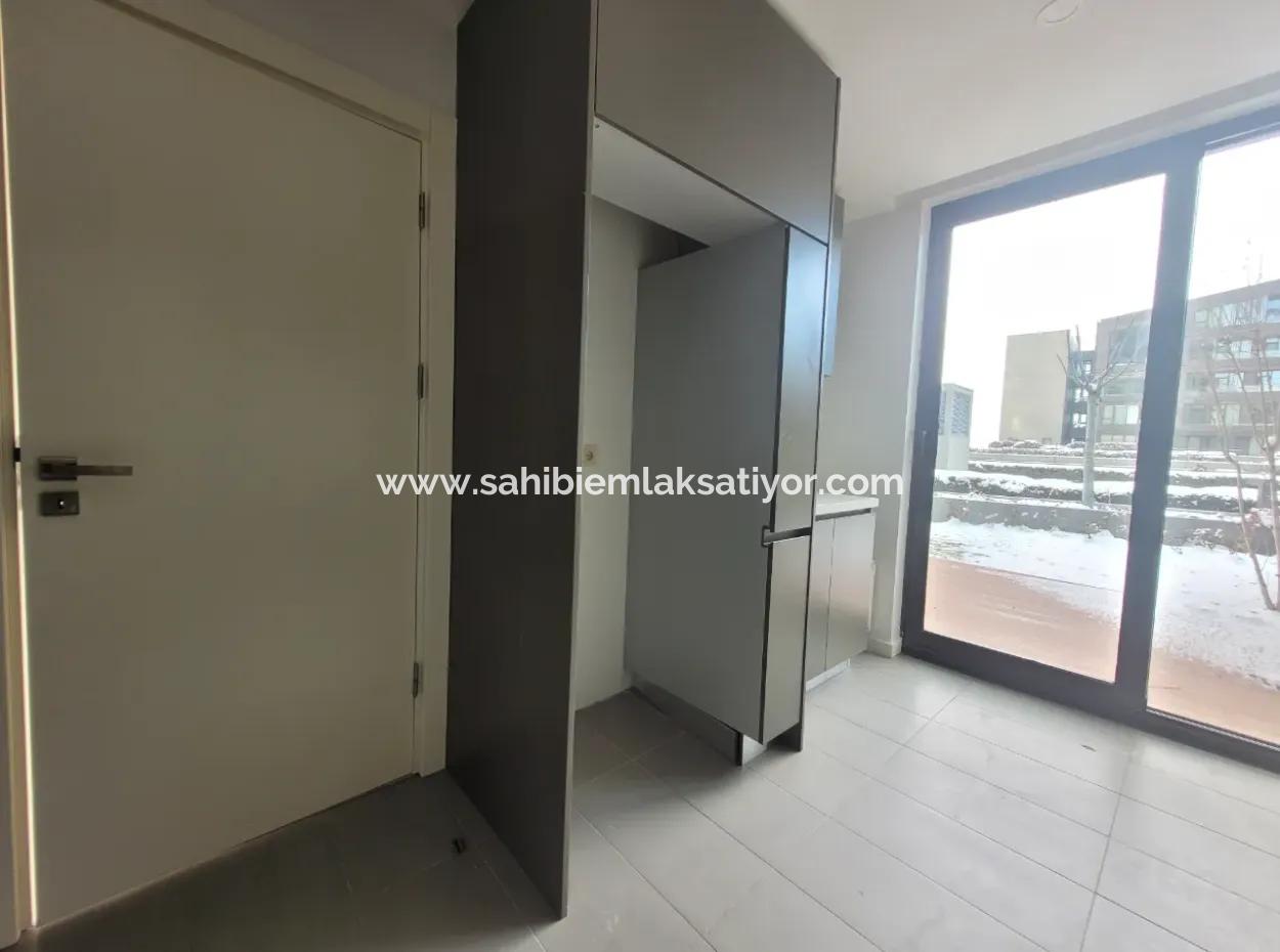 Incek Loft 3+1 Garden Duplex Apartment Mit Stadtblick Zum Verkauf