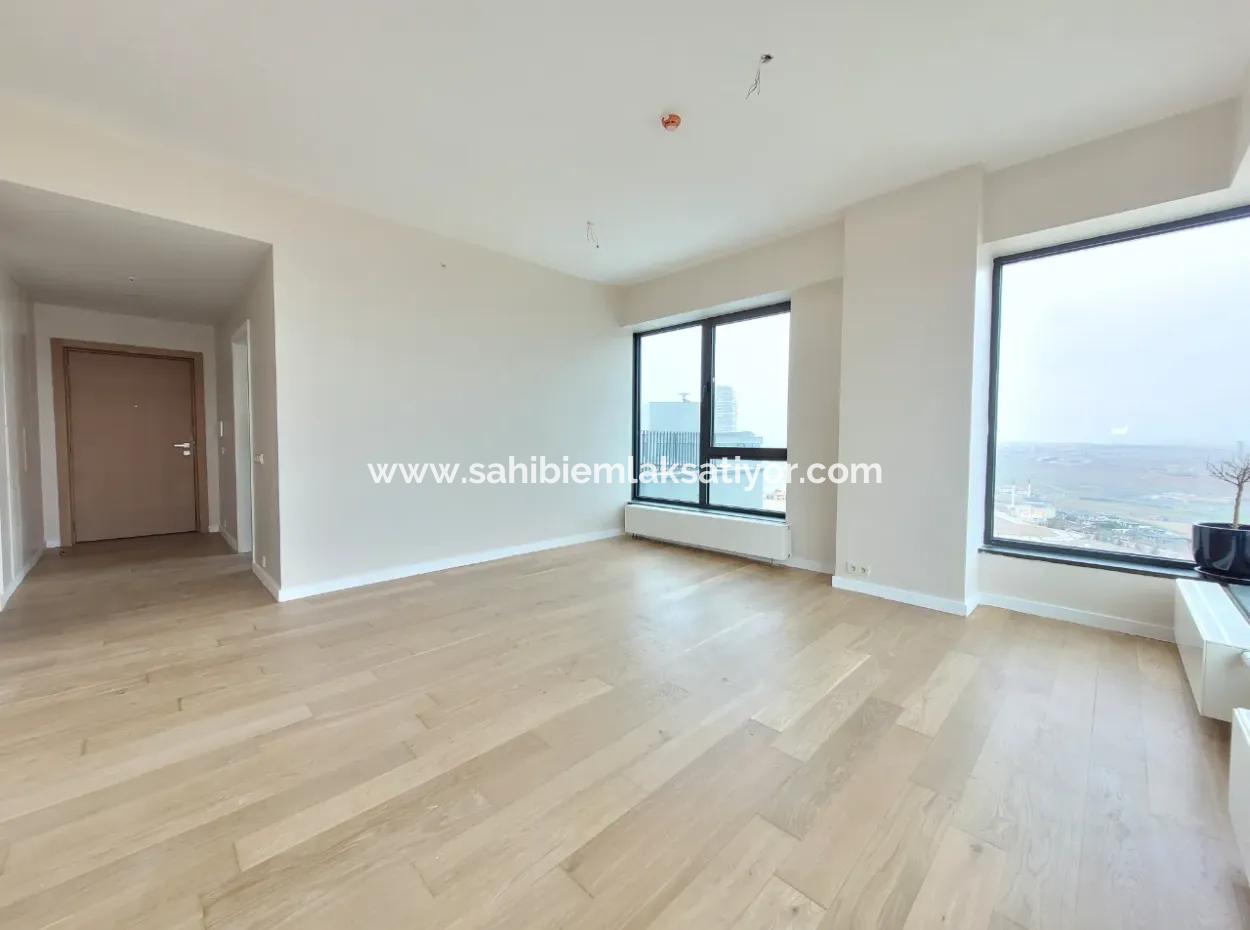 İncek Loft Zum Verkauf 2 1 85 M² Wohnung Mit Fassade Im 22. Stock