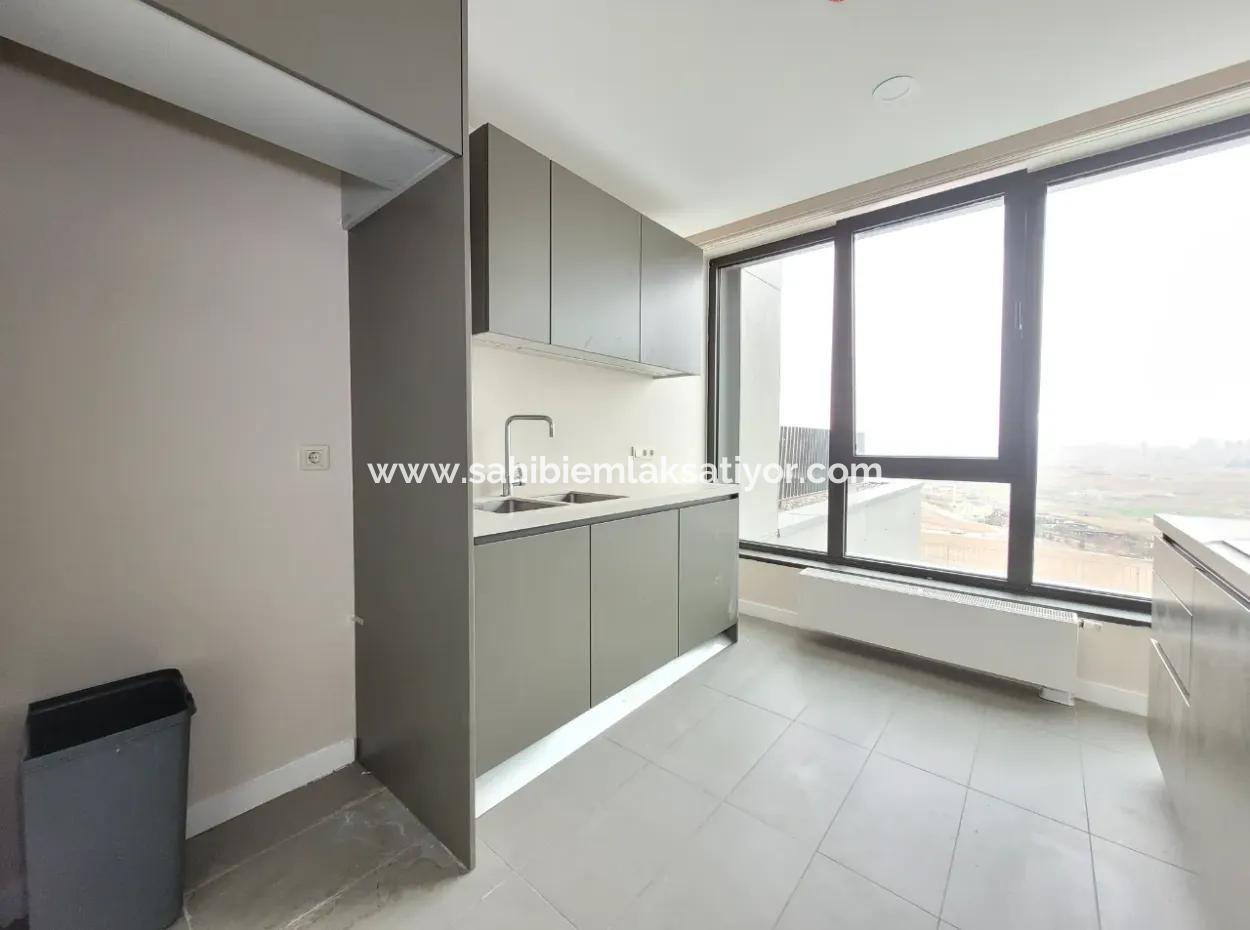 İncek Loft Zum Verkauf 2 1 85 M² Wohnung Mit Fassade Im 22. Stock