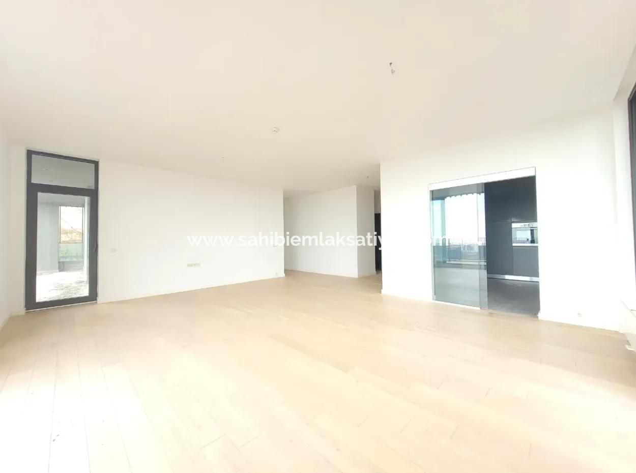 Leeres İncek Loft Zum Verkauf Terrasse 4+1 Blick Auf Mogan 146 M² Wohnung Im 1. Stock