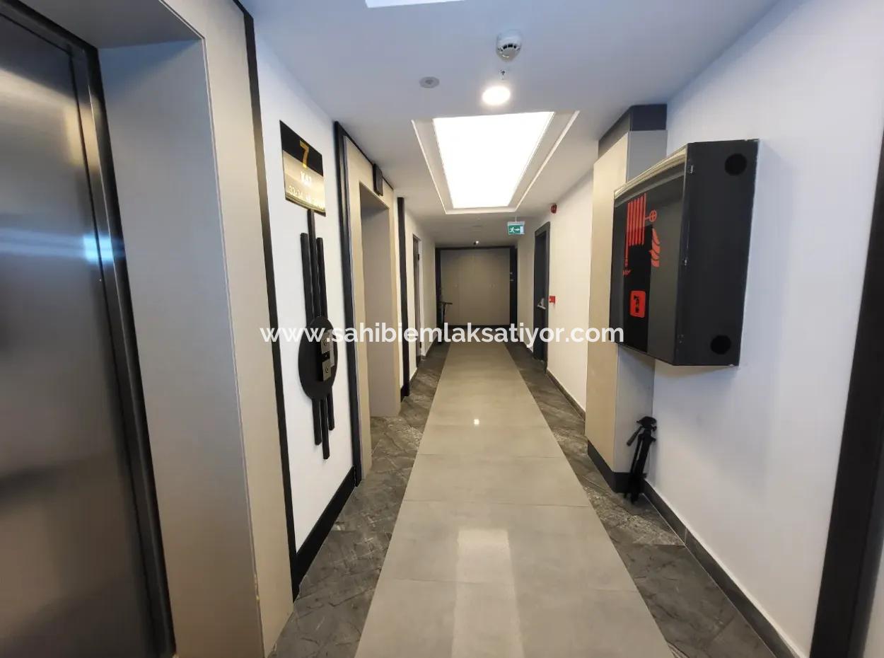 Taşpinar Mah. Faras Panora Luxuriös Gebaute Wohnung Zum Verkauf 4,5+1 Wohnung Im 7. Stock Gölbaşi Ankara
