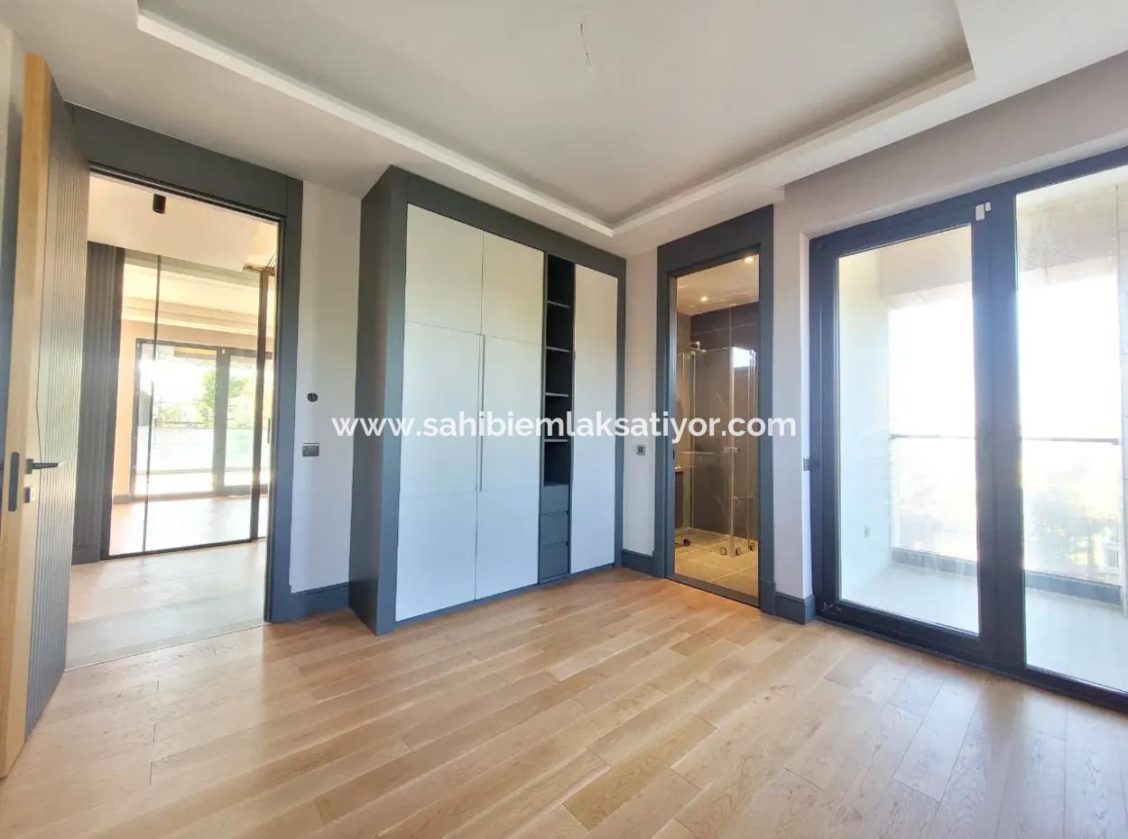 Luxus-Doppelhaus Zum Verkauf Auf Einem 730 M² Großen Grundstück In İncek 4+2 İncek Mahallesi, Gölbaşı, Ankara, Türkei