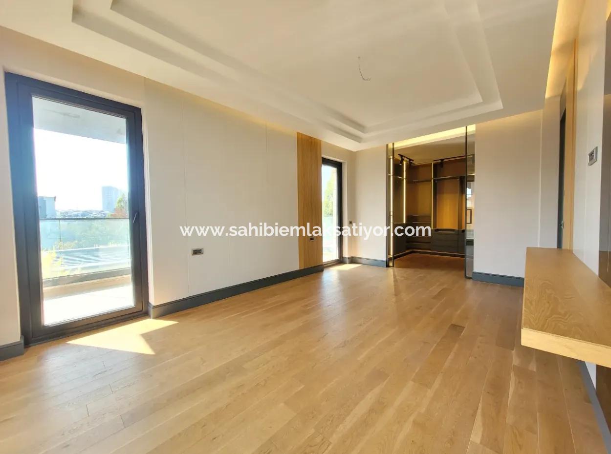 Luxus-Doppelhaus Zum Verkauf Auf Einem 730 M² Großen Grundstück In İncek 4+2 İncek Mahallesi, Gölbaşı, Ankara, Türkei