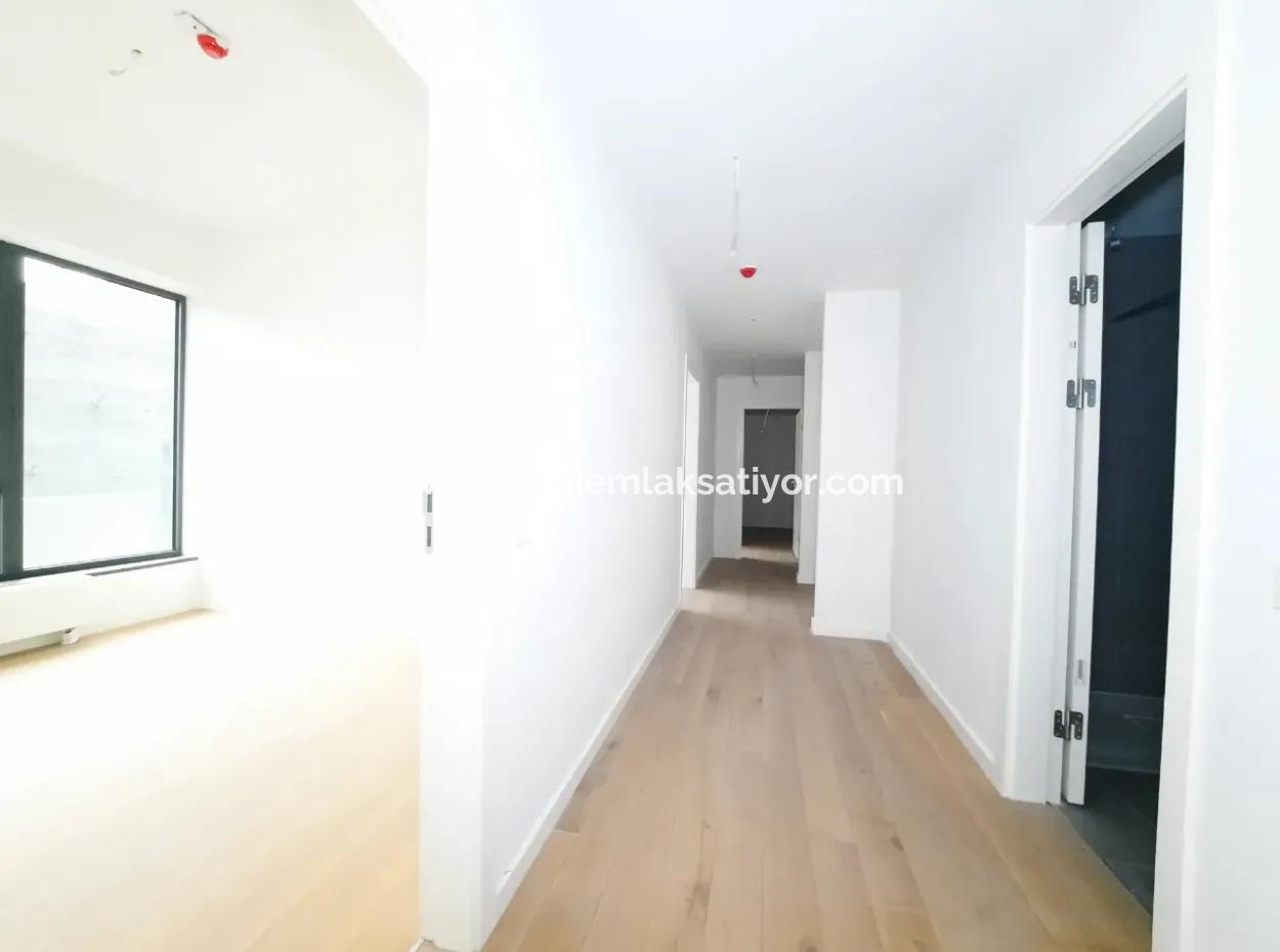 Traumhafte 4+1 Wohnung Mit Luxusausstattung In Gölbaşı / Ankara /Türkei