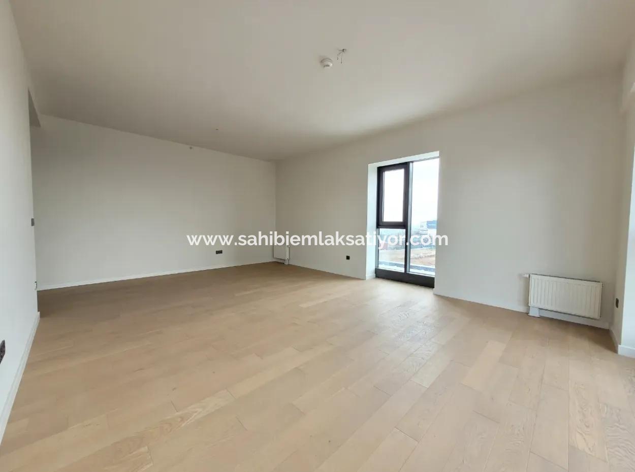3+1 110 M² Wohnung Im 21. Stock Mit Blick Auf Den Boulevard Zum Verkauf Im Loft-Komplex Beytepe İncek Bulvar