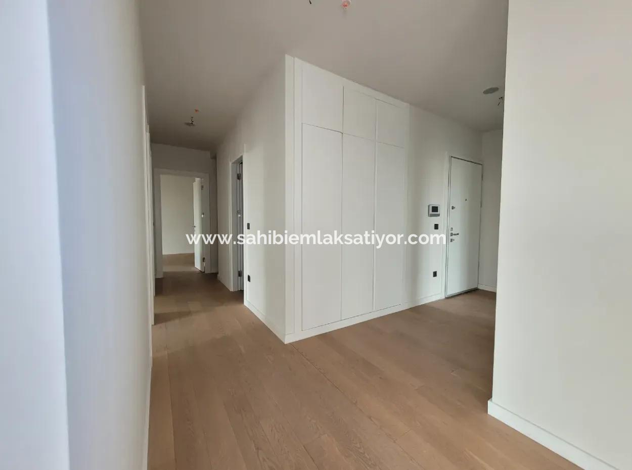 3+1 110 M² Wohnung Im 16. Stock Mit Blick Auf Den Boulevard Zum Verkauf Im Loft-Komplex Beytepe İncek Bulvar
