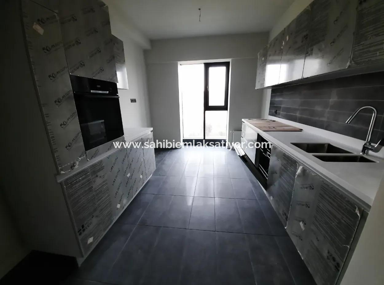 3+1 110 M² Wohnung Im 18. Stock Mit Blick Auf Den Boulevard Zum Verkauf Im Loft-Komplex Beytepe İncek Bulvar