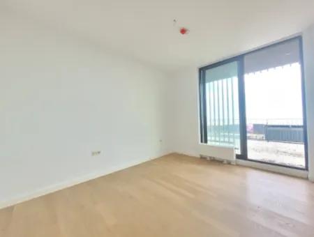Leeres İncek Loft Zum Verkauf Terrasse 4+1 Blick Auf Mogan 146 M² Wohnung Im 1. Stock