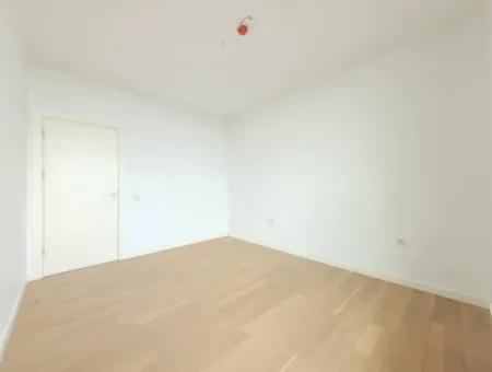 Leeres İncek Loft Zum Verkauf Terrasse 4+1 Blick Auf Mogan 146 M² Wohnung Im 1. Stock