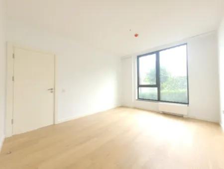 Leeres İncek Loft Zum Verkauf Terrasse 4+1 Blick Auf Mogan 146 M² Wohnung Im 1. Stock