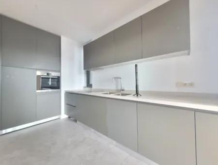 Leeres İncek Loft Zum Verkauf Terrasse 4+1 Blick Auf Mogan 146 M² Wohnung Im 1. Stock