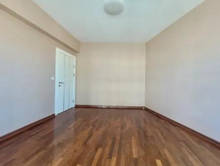 Anzugturm Zum Verkauf 53 M² 1+1 Konutkent Stadtteil Çankaya, Ankara In Der Nähe Der Universität Başkent