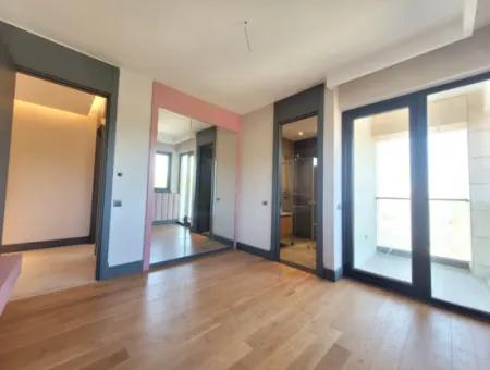 Luxus-Doppelhaus Zum Verkauf Auf Einem 730 M² Großen Grundstück In İncek 4+2 İncek Mahallesi, Gölbaşı, Ankara, Türkei
