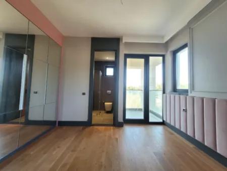 Luxus-Doppelhaus Zum Verkauf Auf Einem 730 M² Großen Grundstück In İncek 4+2 İncek Mahallesi, Gölbaşı, Ankara, Türkei
