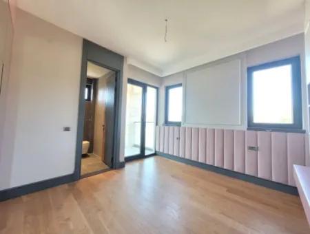 Luxus-Doppelhaus Zum Verkauf Auf Einem 730 M² Großen Grundstück In İncek 4+2 İncek Mahallesi, Gölbaşı, Ankara, Türkei