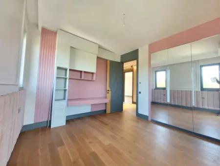 Luxus-Doppelhaus Zum Verkauf Auf Einem 730 M² Großen Grundstück In İncek 4+2 İncek Mahallesi, Gölbaşı, Ankara, Türkei