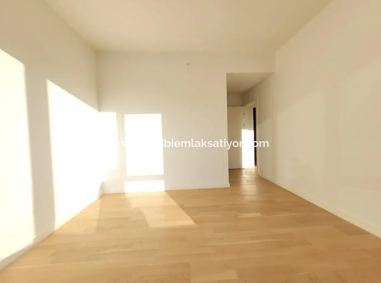 Fantastic 3+1 Apartment With Luxury Amenities In Gölbaşı - Ankara -Turkey
