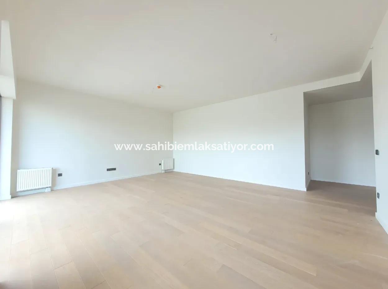 110 M2 2+1 2St Floor Tenantless Apartment For Sale In Beytepe İncek Bulvar Loft Complex