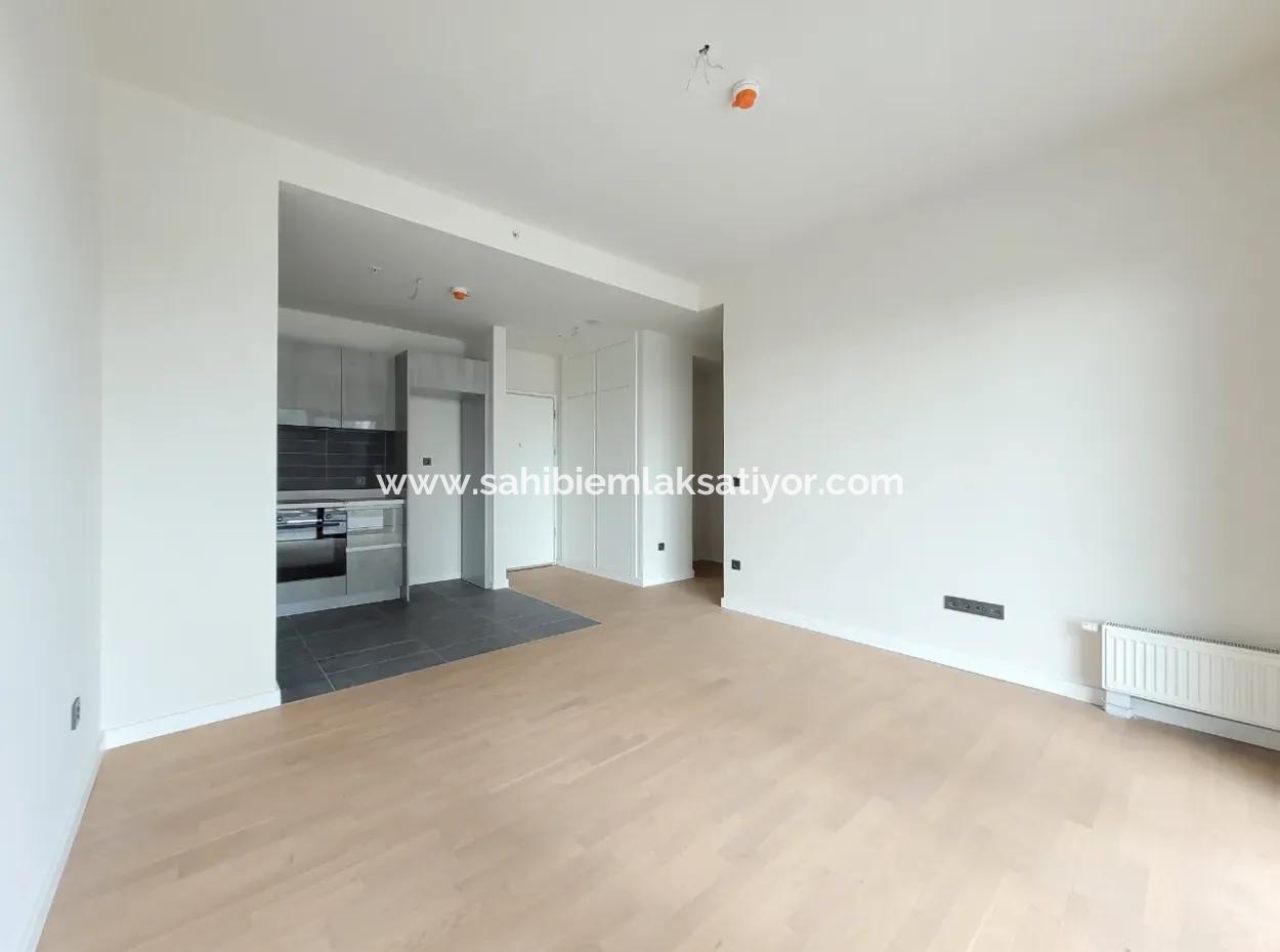 1+1 46 M² 17Nd Floor Mogan Lake View Apartment For Sale In Beytepe İncek Bulvar Loft Complex