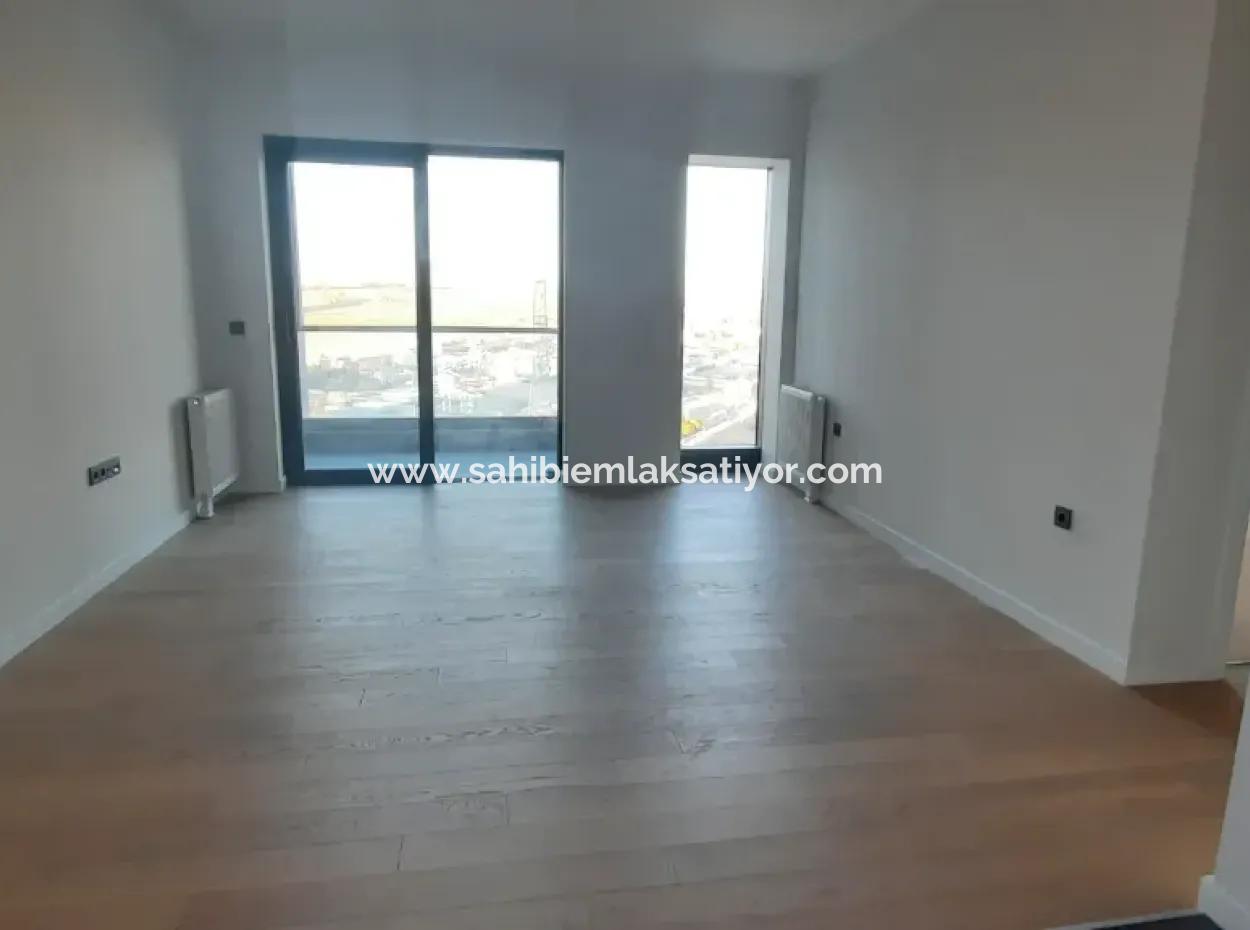 2+1 68 M² 6Th Floor Apartment For Sale In Beytepe İncek Bulvar Loft Complex