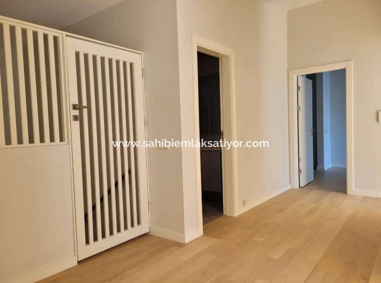 Fantastic 5.5+1 Duplex Apartment With Luxury Amenities In Gölbaşı - Ankara -Turkey