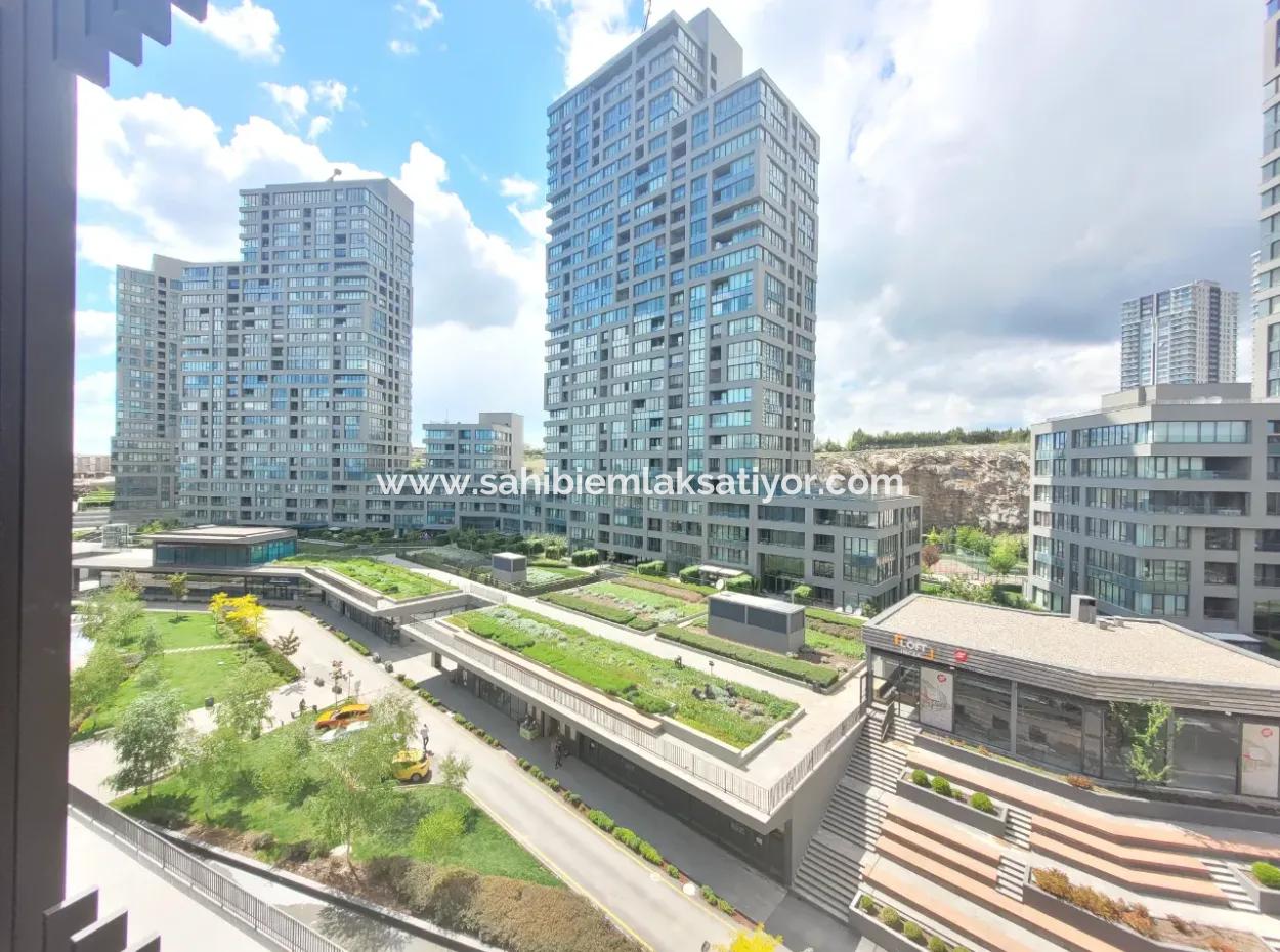 5,5+1 Duplex 5Th Floor Tenantless Apartment With Landscape View For Sale In İncek Loft Complex