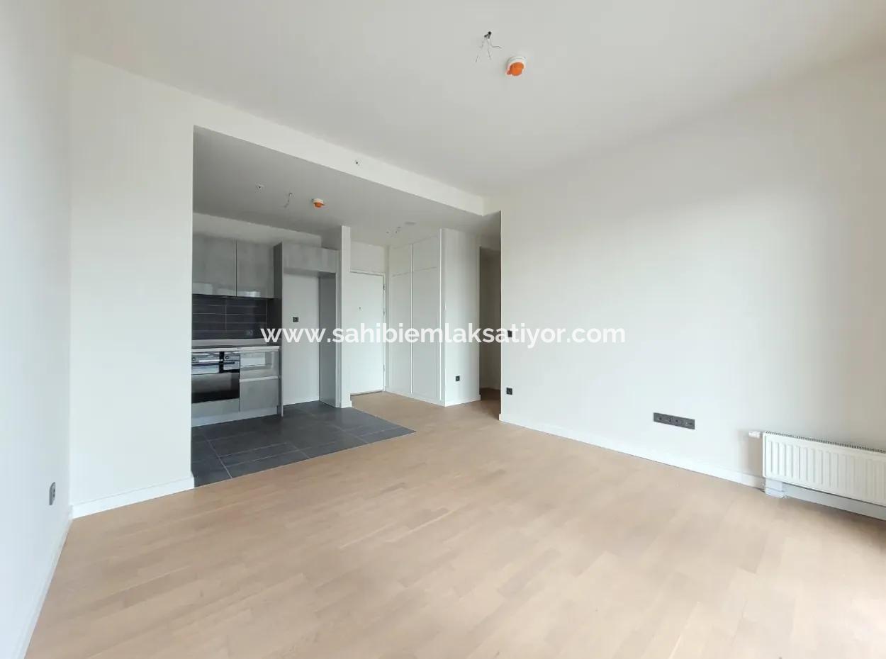 1+1 46 M² 16Nd Floor Mogan Lake View Apartment For Sale In Beytepe İncek Bulvar Loft Complex