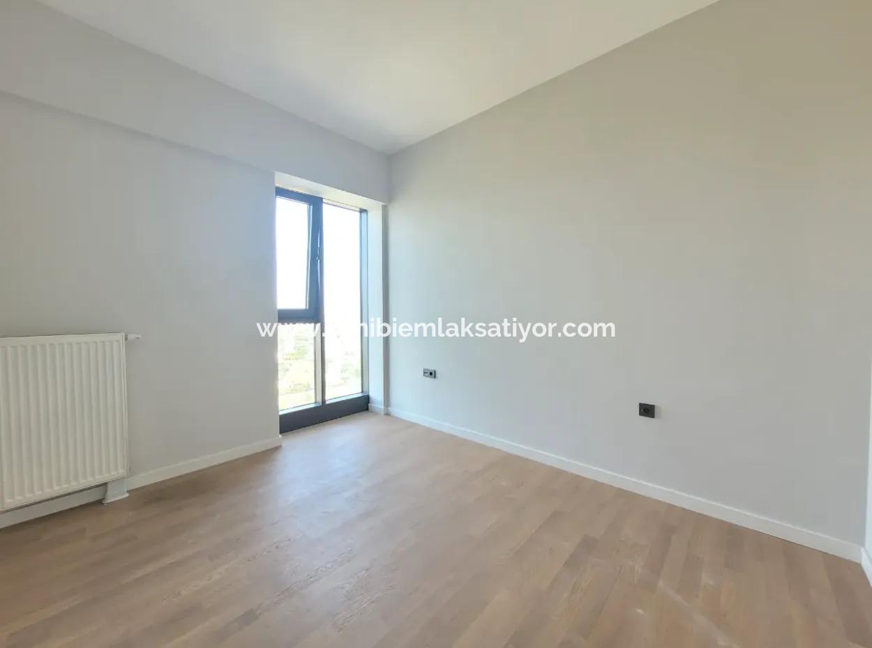 Beytepe İncek Bulvar Loft For Rent 2+1 68M² 21St Floor Boulevard Facade Apartment
