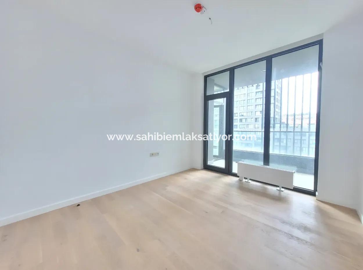 Fantastic 5,5+1 Duplex Apartment With Luxury Amenities In Gölbaşı - Ankara -Turkey