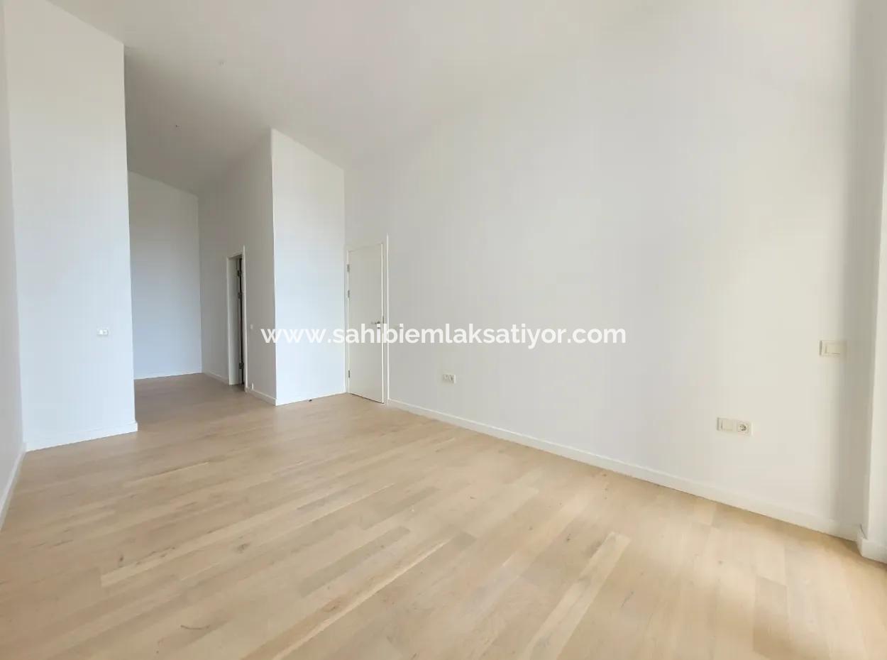 Fantastic 5,5+1 Duplex Apartment With Luxury Amenities In Gölbaşı - Ankara -Turkey
