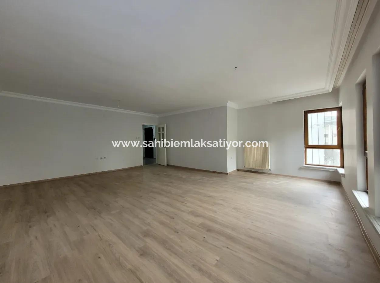 150 M² 4+1 Apartment For Sale In The Center Of Umitkoy