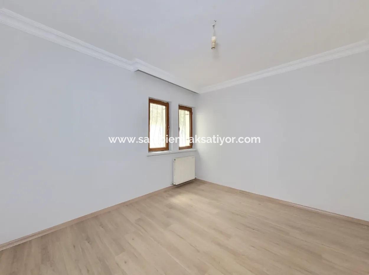 150 M² 4+1 Apartment For Sale In The Center Of Umitkoy