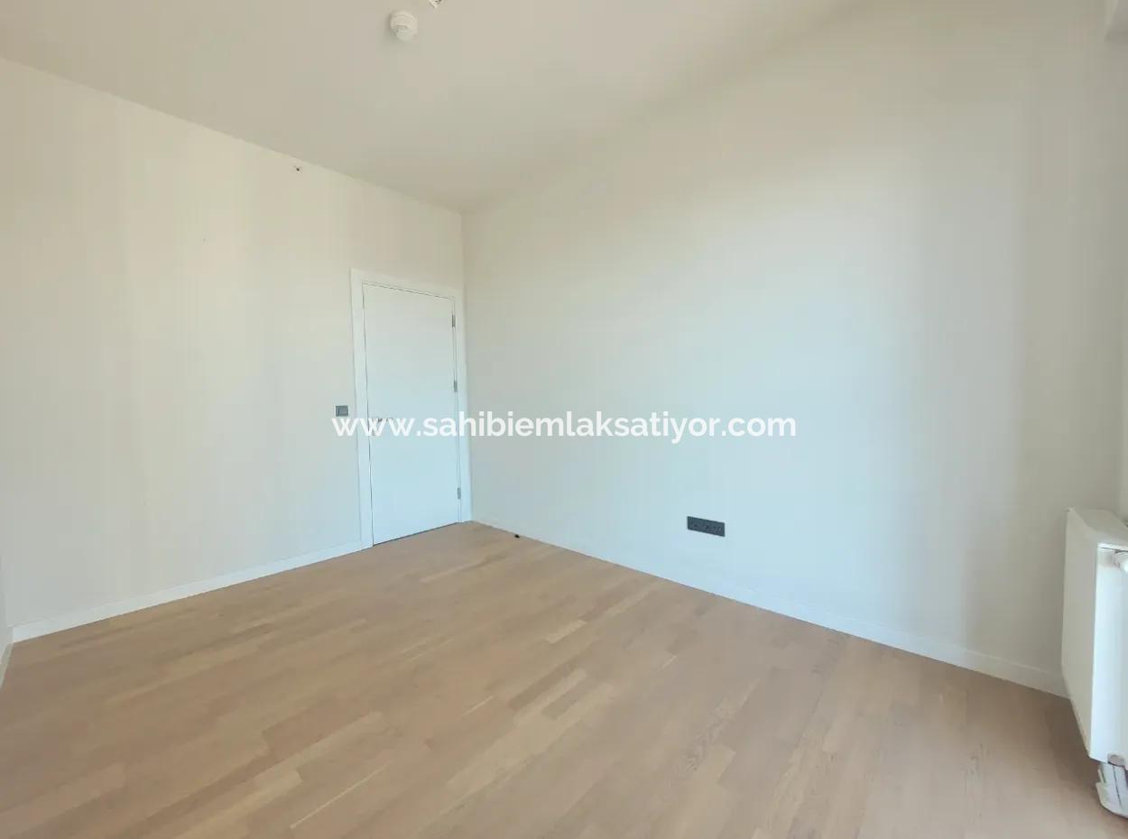 3+1 110M² 19Th Floor Boulevard View Apartment For Sale In Beytepe İncek Bulvar Loft Complex