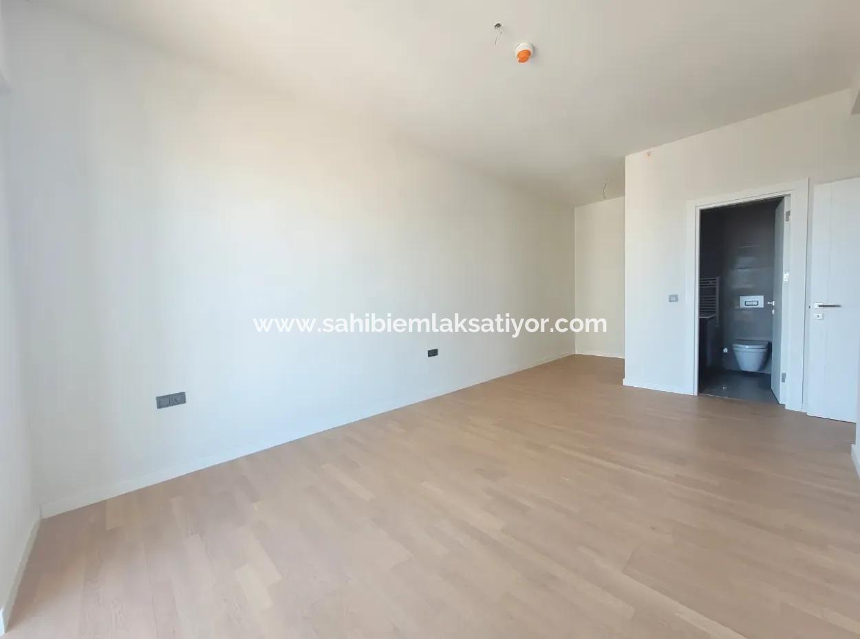 3+1 110M² 19Th Floor Boulevard View Apartment For Sale In Beytepe İncek Bulvar Loft Complex