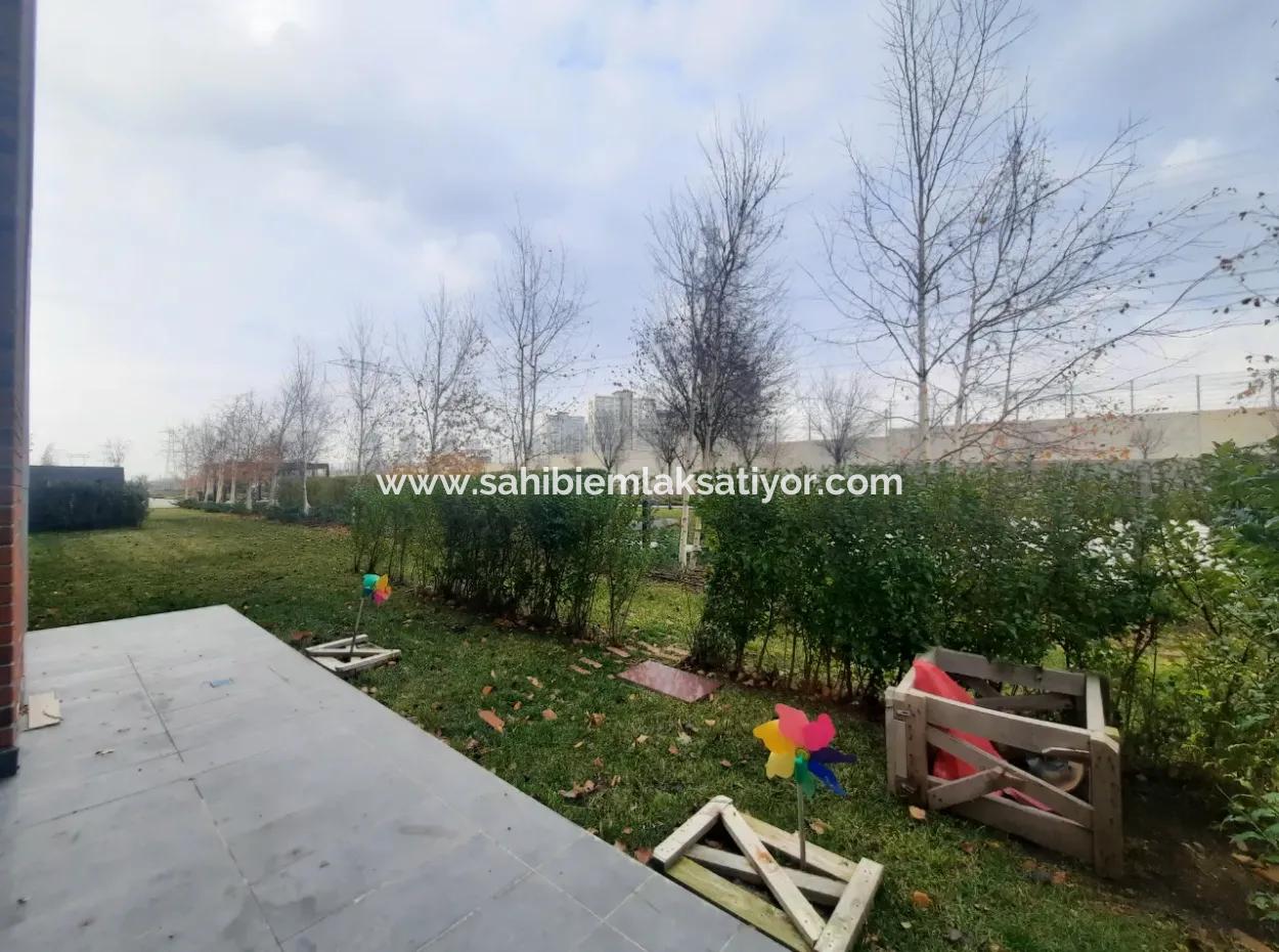 110 M2 2+1 Villa For Sale In Beytepe İncek Bulvar Loft Site Garden Floor Tenantless Apartment