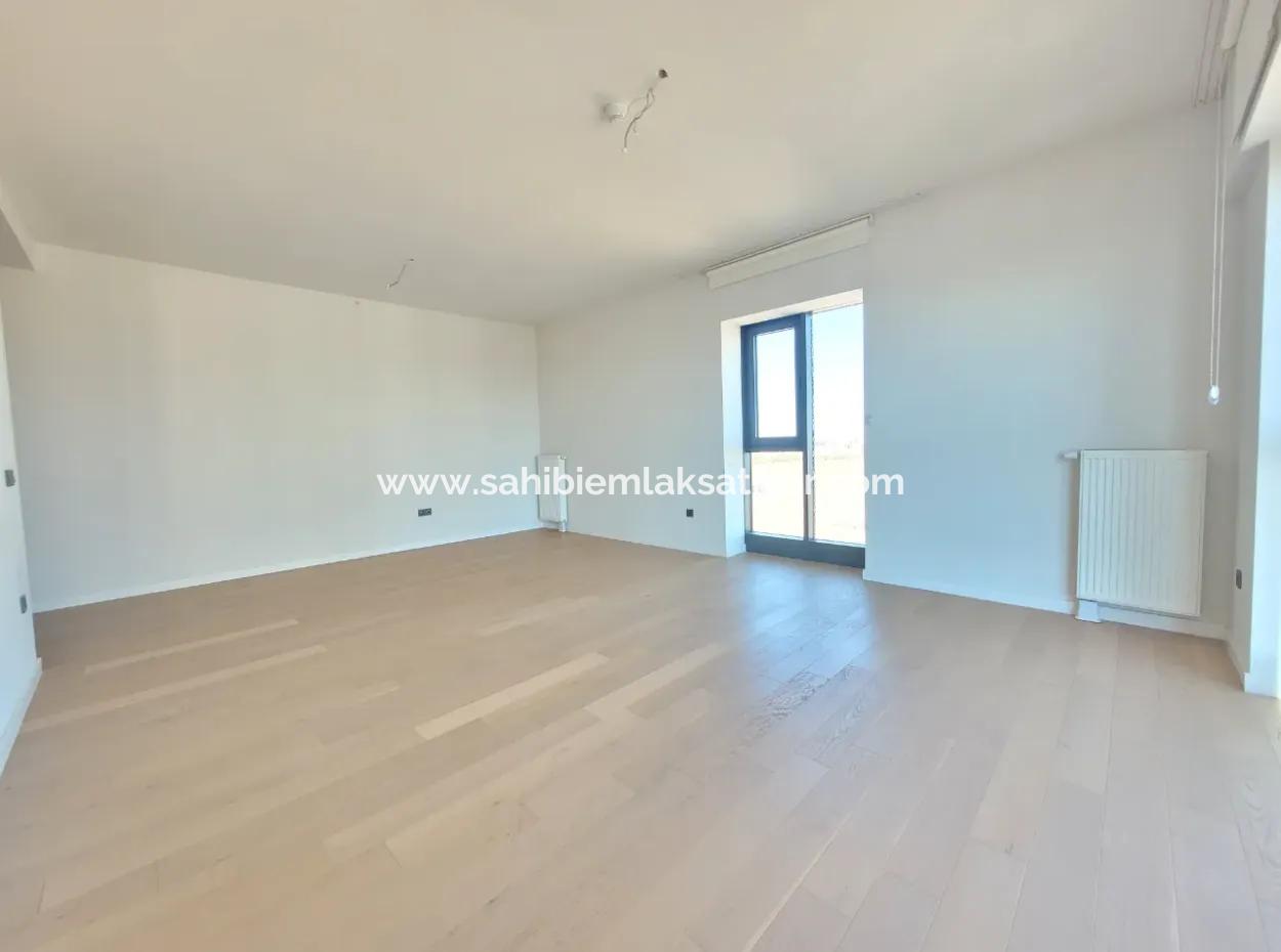 3+1 110M² 19Th Floor Boulevard View Apartment For Rent In Beytepe İncek Boulevard Loft Complex