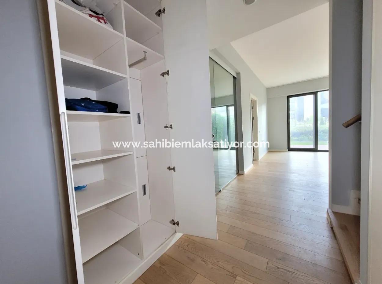 Empty İncek Loft 3+1 Garden Duplex Landscape View Apartment For Sale In Gölbaşı - Ankara -Turkey