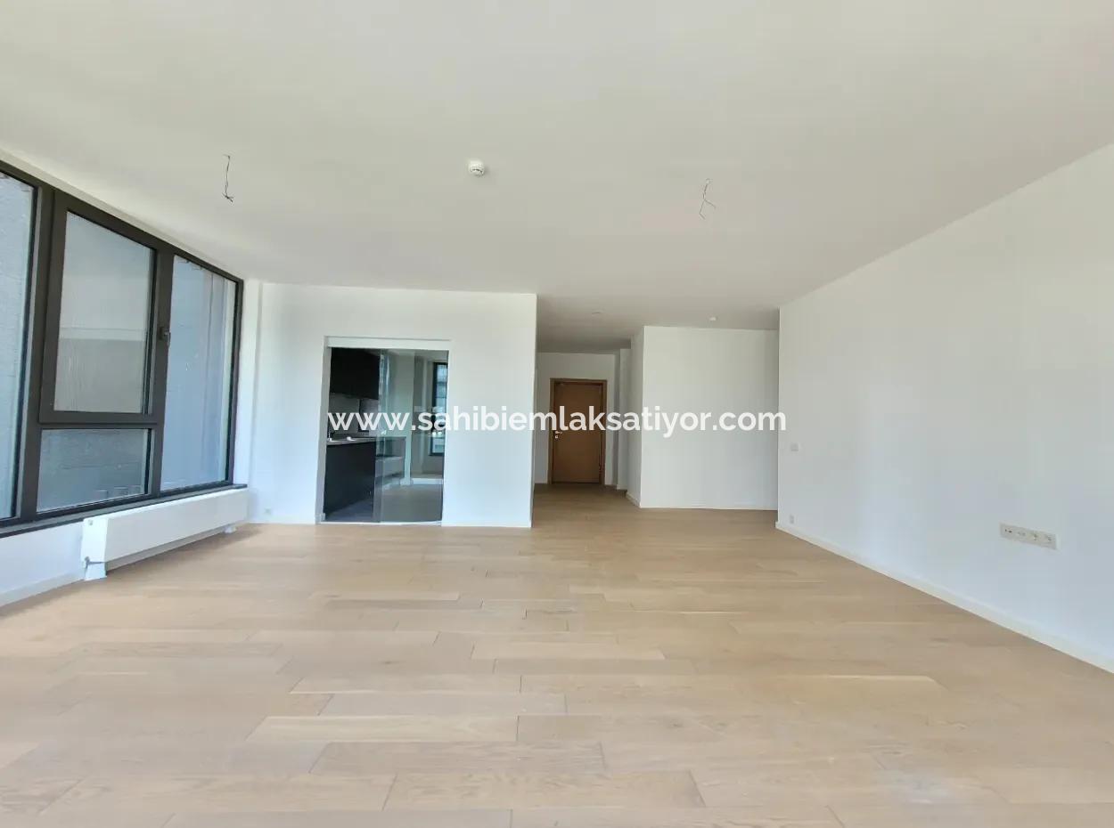 İncek Loft For Sale 3.5+1 140 M² 3Rd Floor Landscape Facade Apartment