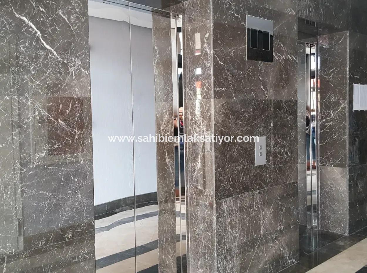 İncek Prestige For Sale 1+1 62 M² Eagle's Nest 43Rd Floor Apartment