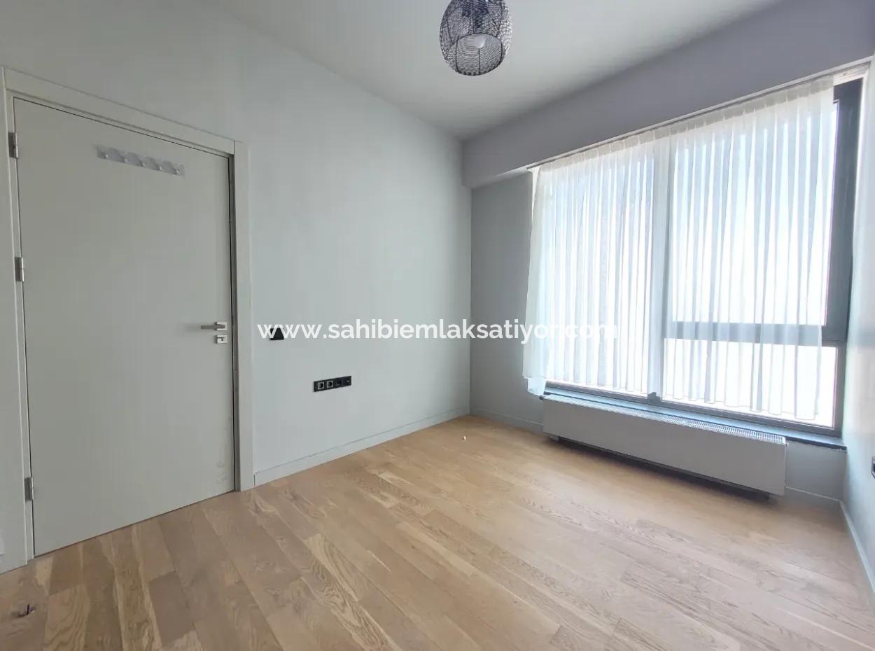 İncek Loft For Sale 1+1 City View 8Th Floor Apartment