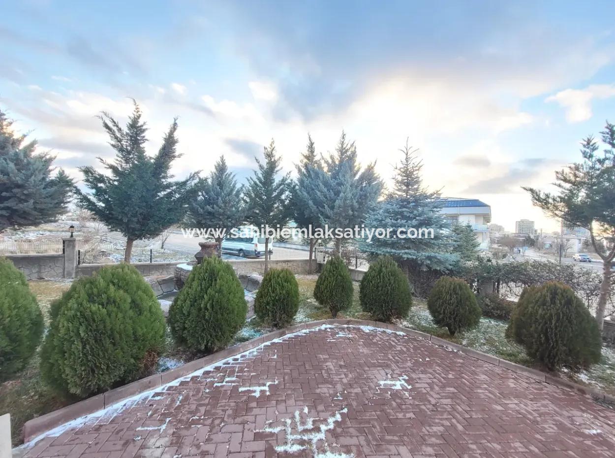 Empty İncek Single Building Venus Residence Furnished For Rent 1+1 Flat Office Kızılcaşar Gölbaşı Ankara