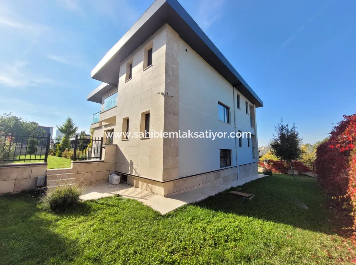 Luxury Duplex Villa On Land In İncek 750 M 4+2 İncek Mahallesi Gölbaşı Ankara Turkey
