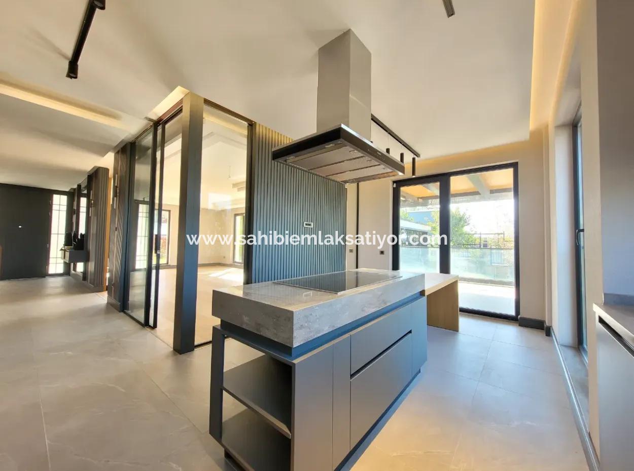 Luxury Duplex Villa On Land In İncek 750 M 4+2 İncek Mahallesi Gölbaşı Ankara Turkey